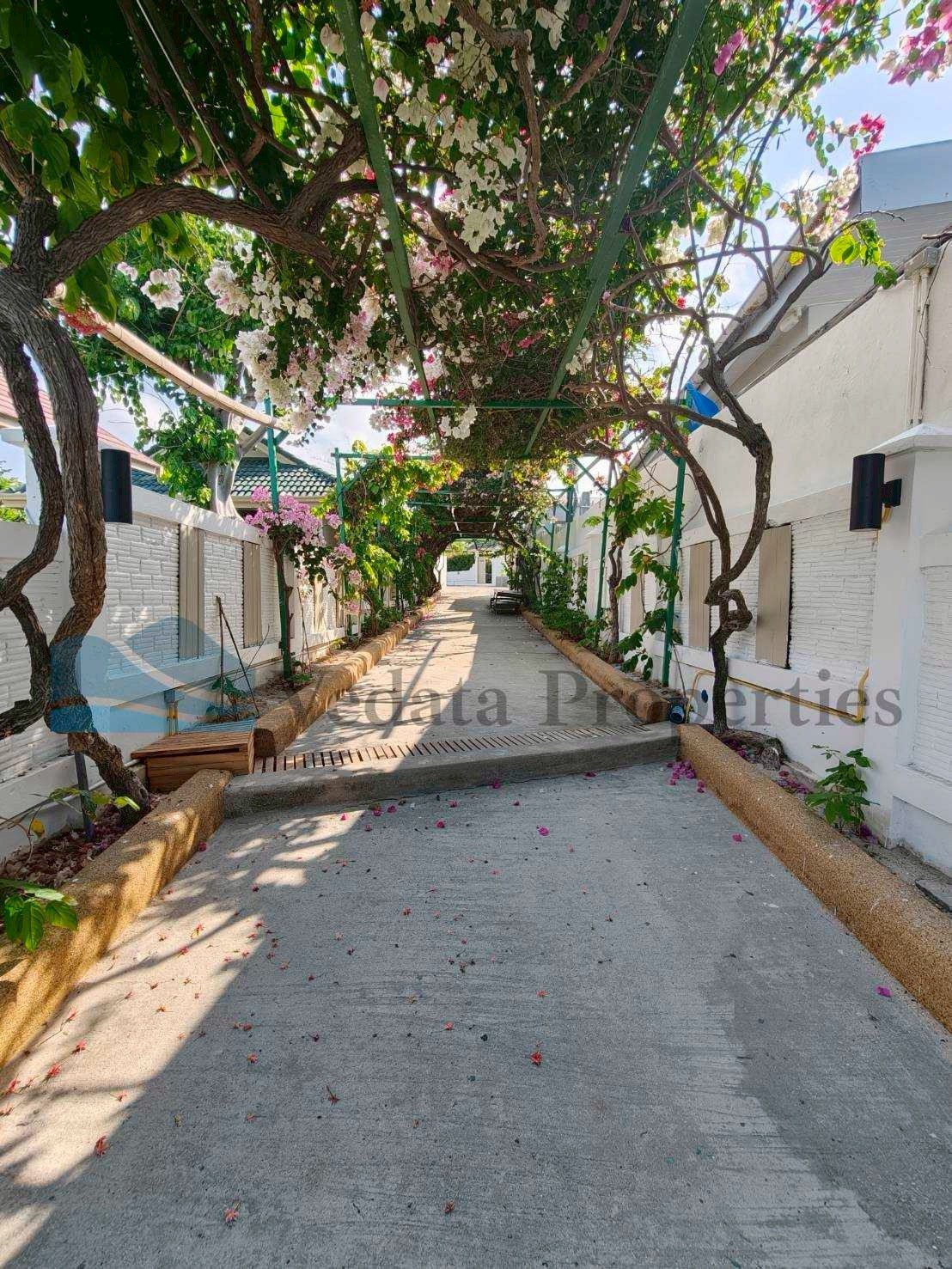 Beachside Pool Villa for Sale – Prime Location in Plailaem