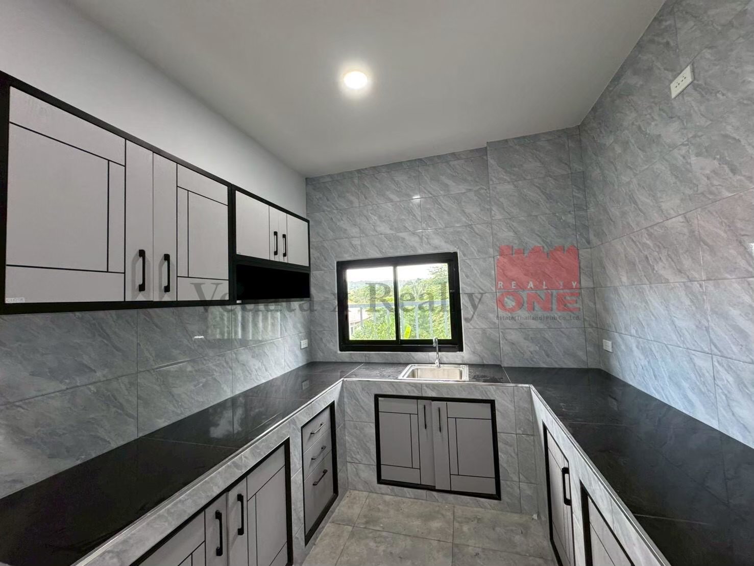 Mountain View Pool Villa for Sale – Maenam Koh Samui